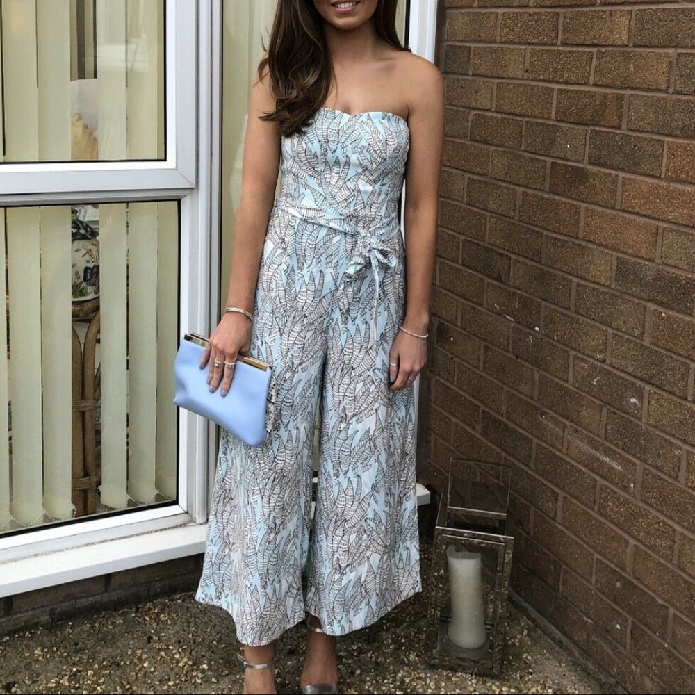 H&M Sleeveless Leaf Print Culotte Jumpsuit
